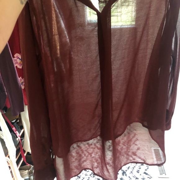 MINKPINK BUTTON DOWN BLOUSE - Picture 7 of 8